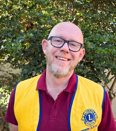 Joe van Niekerk (Marketing)